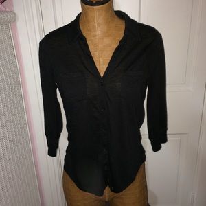 Sheer & soft 3/4 sleeve shirt EUC